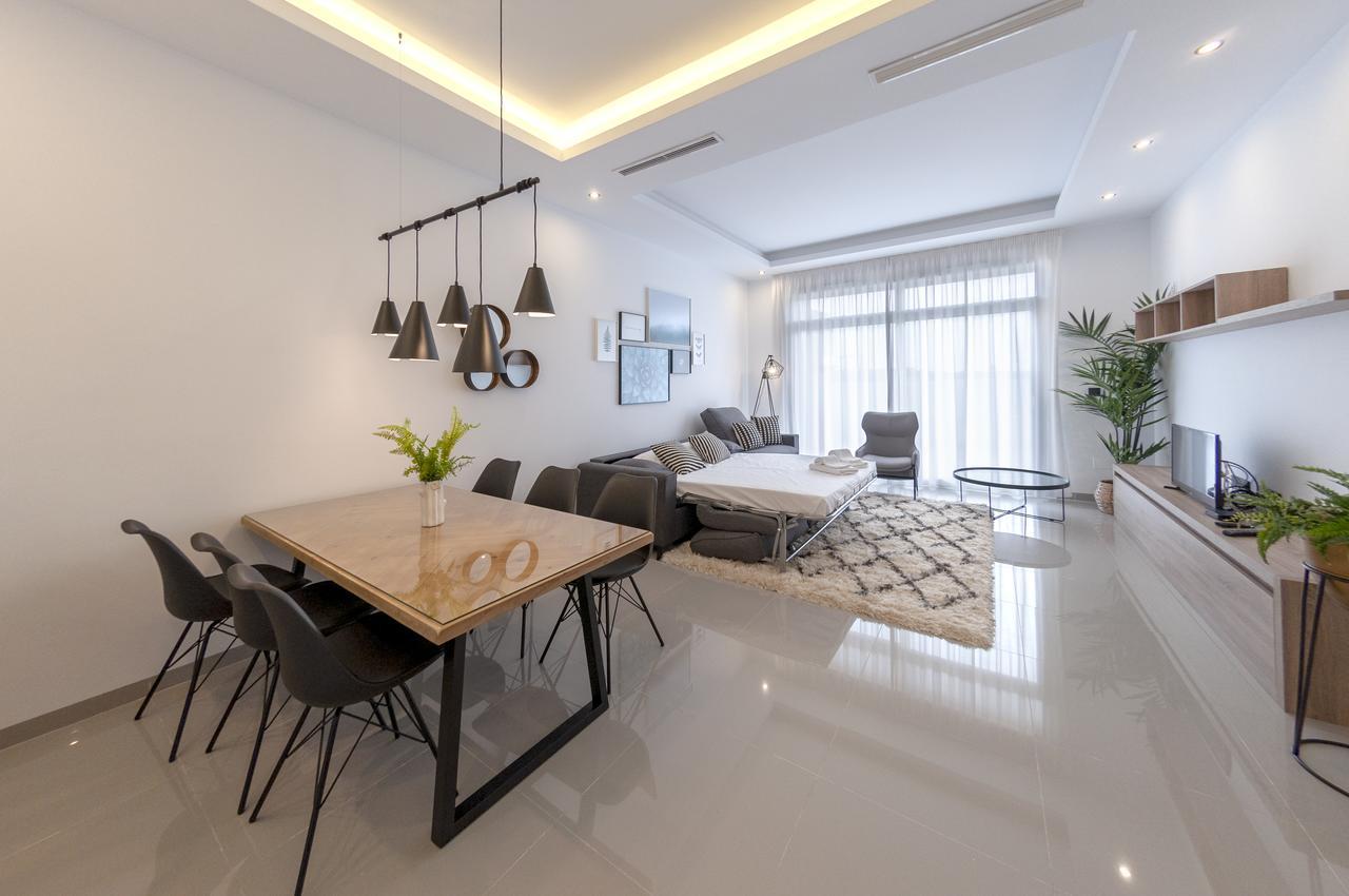 La Laguna I Luxury Apartment *
